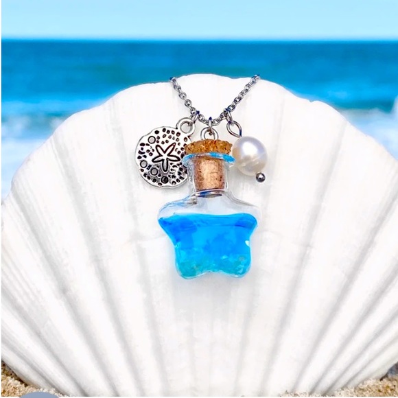 Jewelry - LAST! NWT 🏝 SILVER-TONE SAND DOLLAR STAR-SHAPED DRIFT BOTTLE PENDANT NECKLACE